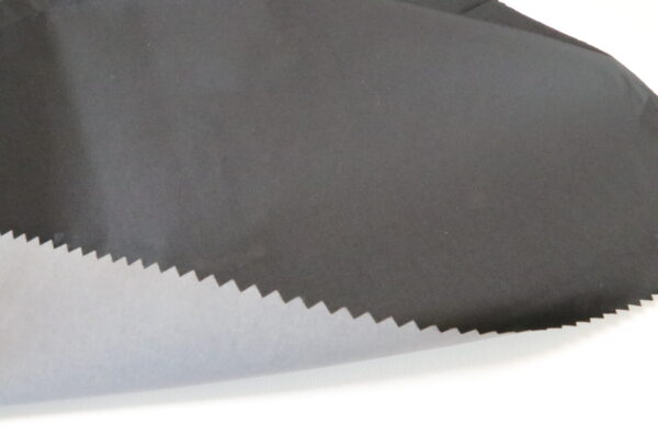 Versatile 300t Pongee PU 65gsm 100% Polyester Fabric