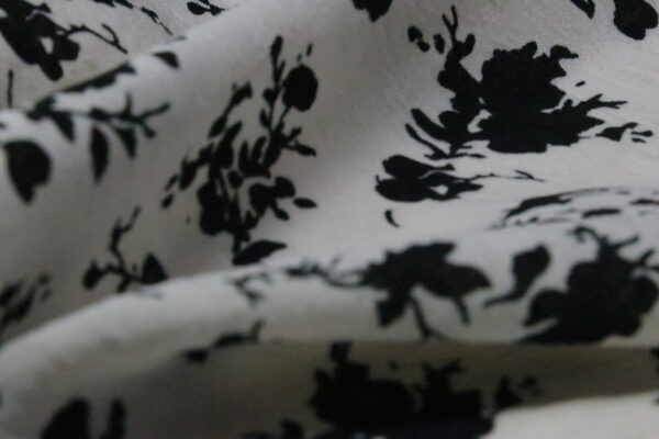 Explore the Benefits of 100% Polyester Fabric