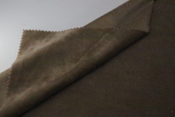 The Versatility of 100% Polyester Fleece: Comfort and Quality